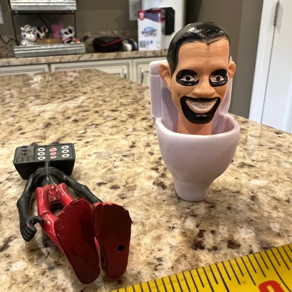 Skibidi Toilet Action Figure Lot 5pc Speaker Man TV Man Titan Meme Toys